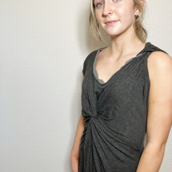 🔥MOVING SALE🔥 Anthropologie Dolan gray jersey dress twist shoulder Medium - Picture 3 of 11